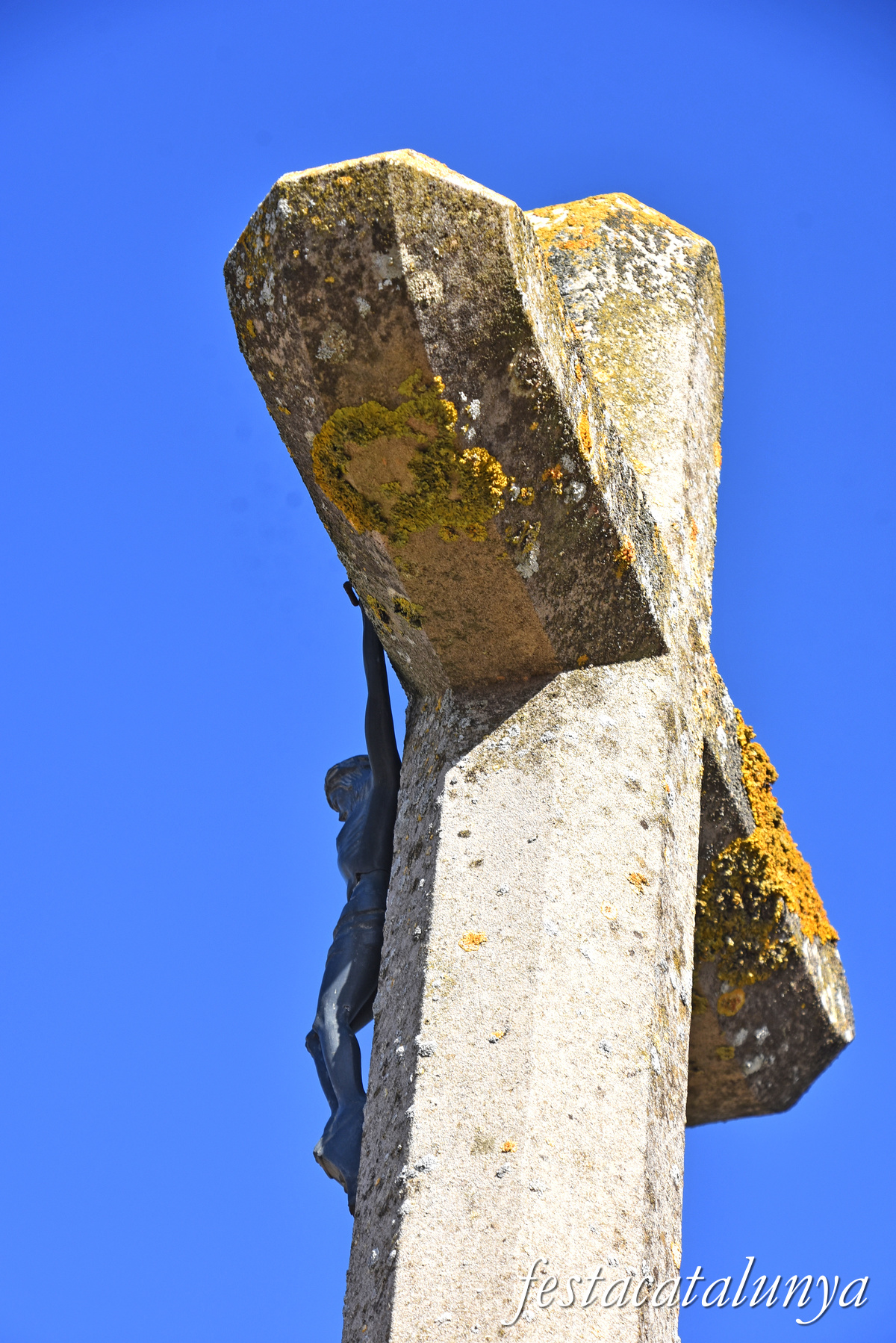 Fulleda - Nucli històric - Creu de la Santa Missió