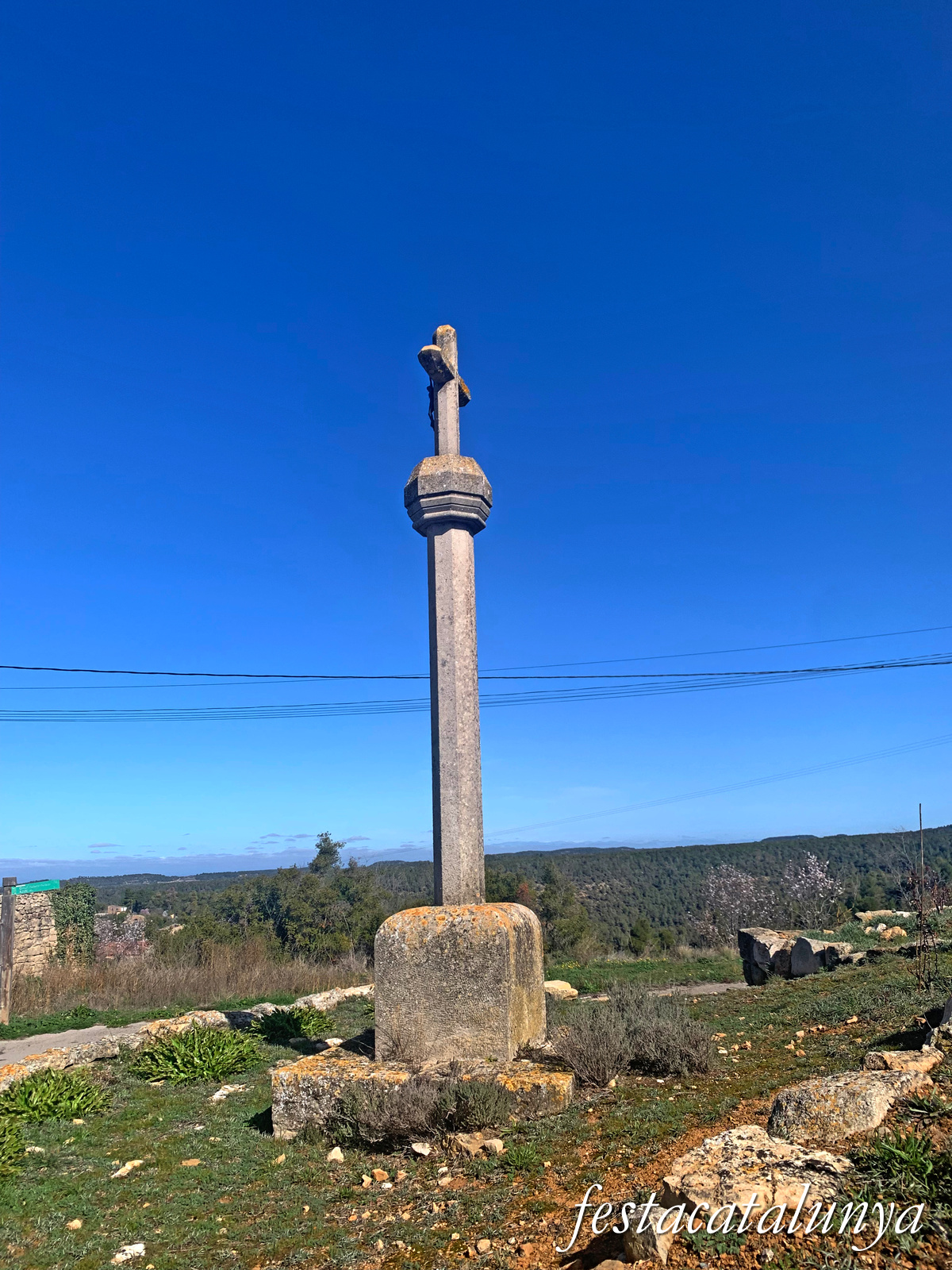 Fulleda - Nucli històric - Creu de la Santa Missió 