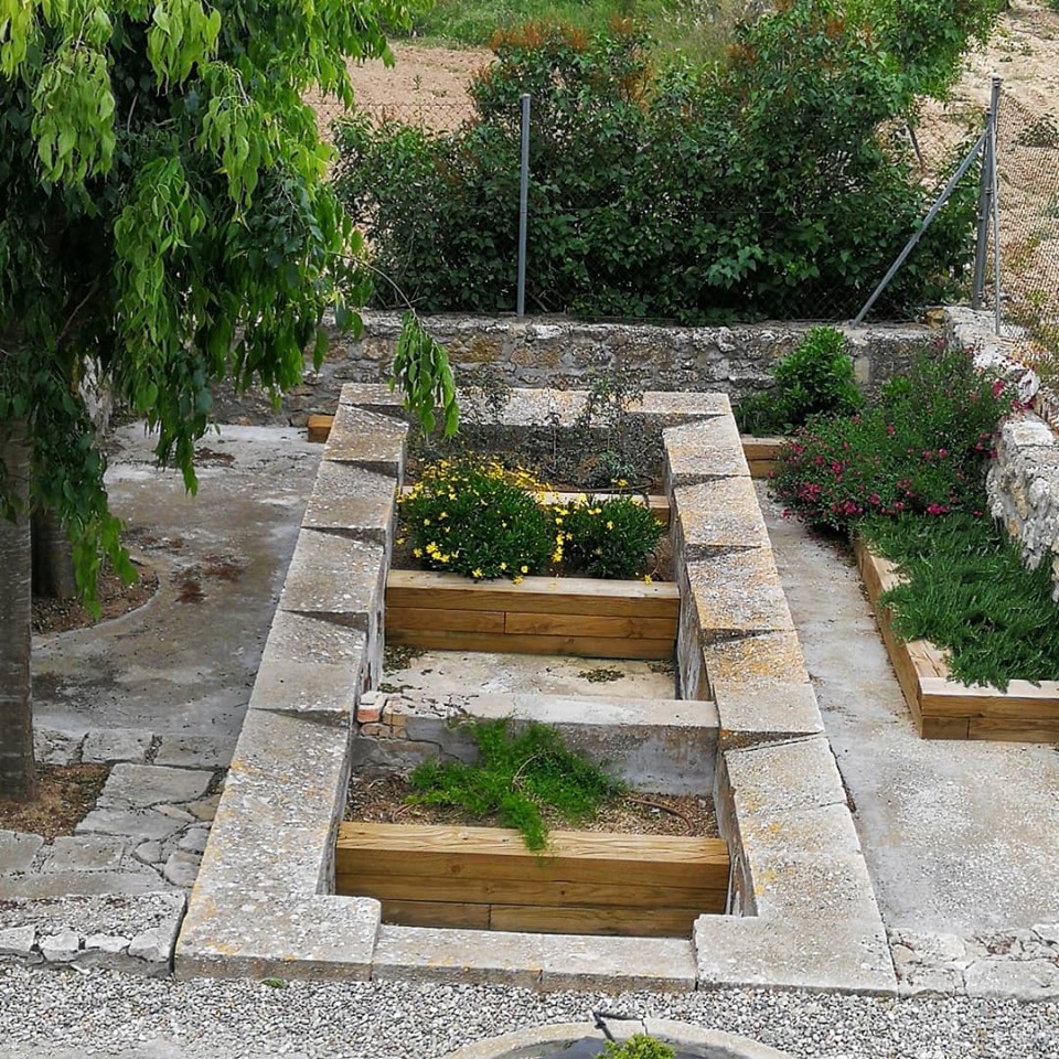 Fulleda - Nucli històric - Antics rentadors (Foto: Fulleda Peti qui Peti) 