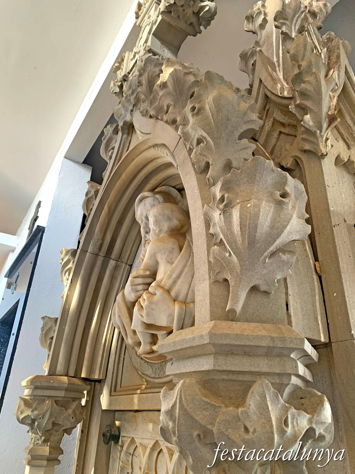 Vila-sana - Panteó de Josep Pertegás al cementiri 