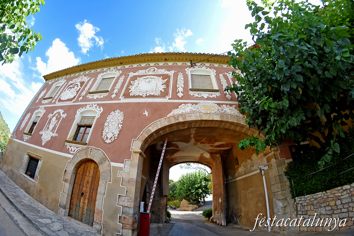 Aiguamúrcia - Porteria del monestir de Santes Creus
