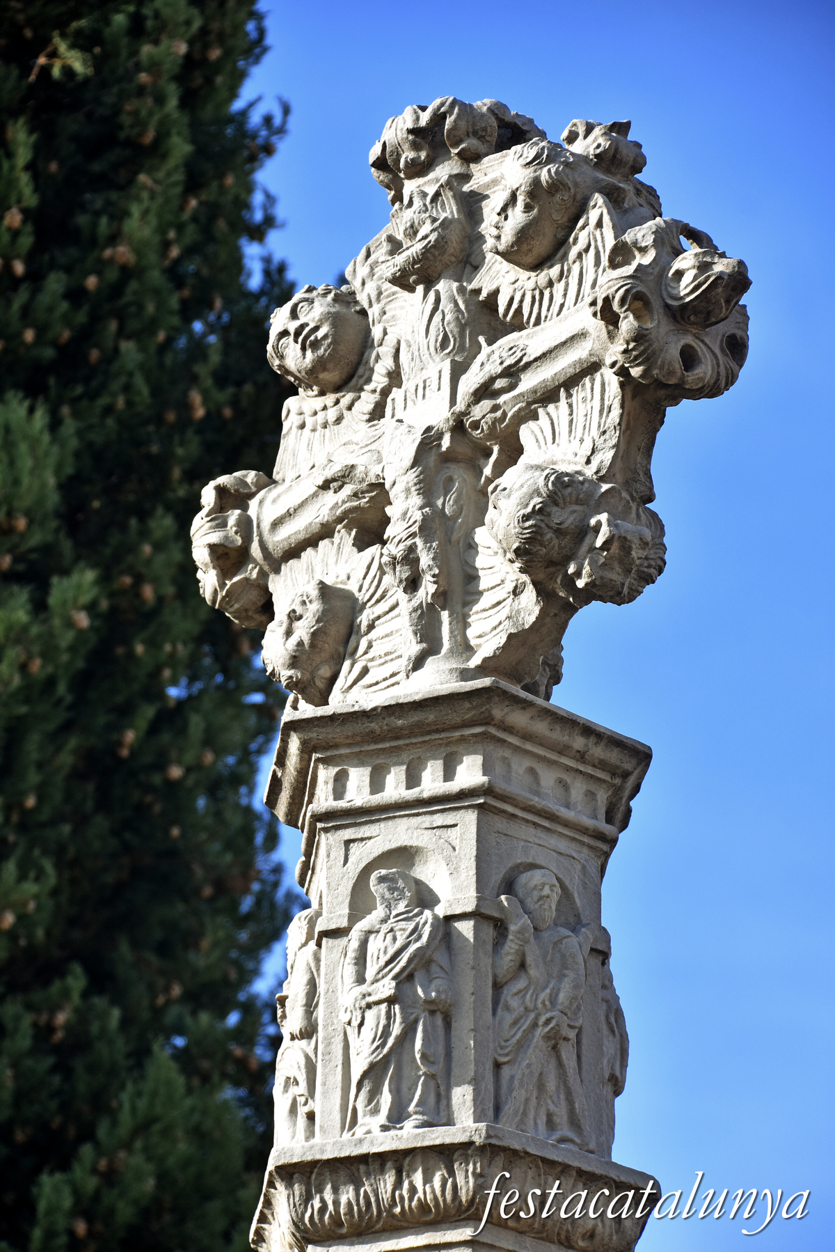 Sarral - Creu de terme de Sant Bartomeu 