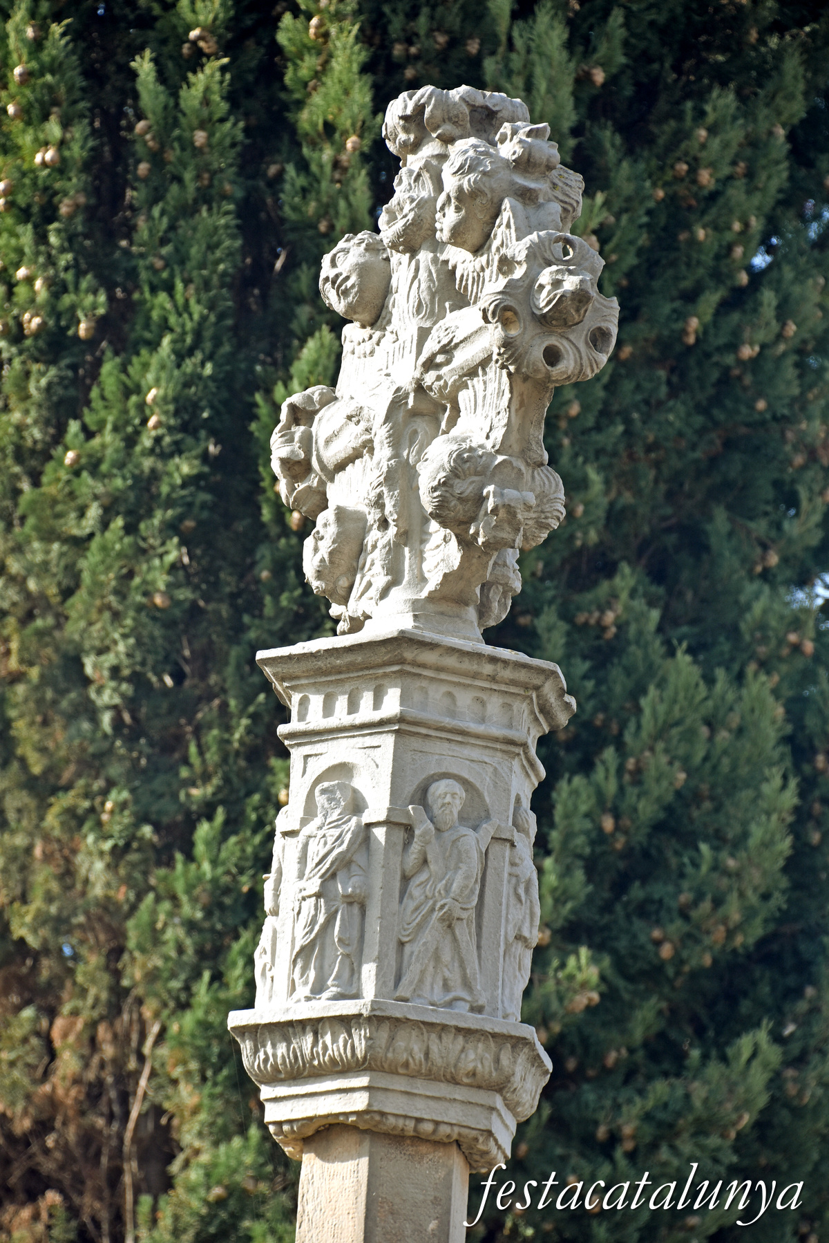 Sarral - Creu de terme de Sant Bartomeu 