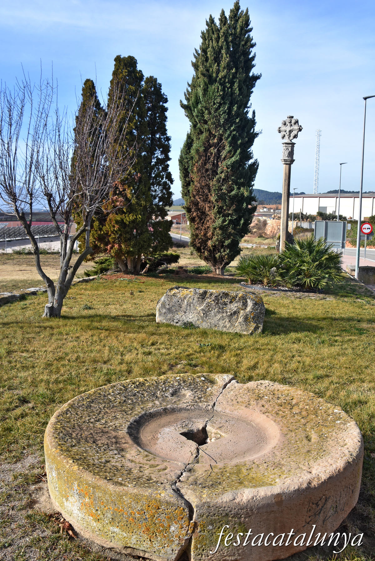 Sarral - Creu de terme de Sant Bartomeu 