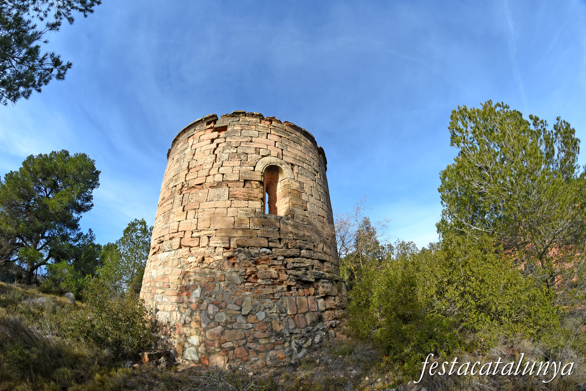 Sarral - Església romànica de Sant Pere d'Anguera 