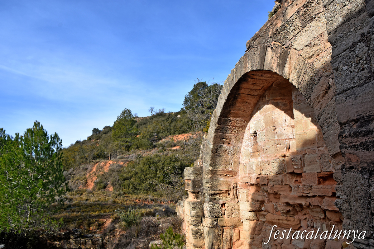 Sarral - Església romànica de Sant Pere d'Anguera 