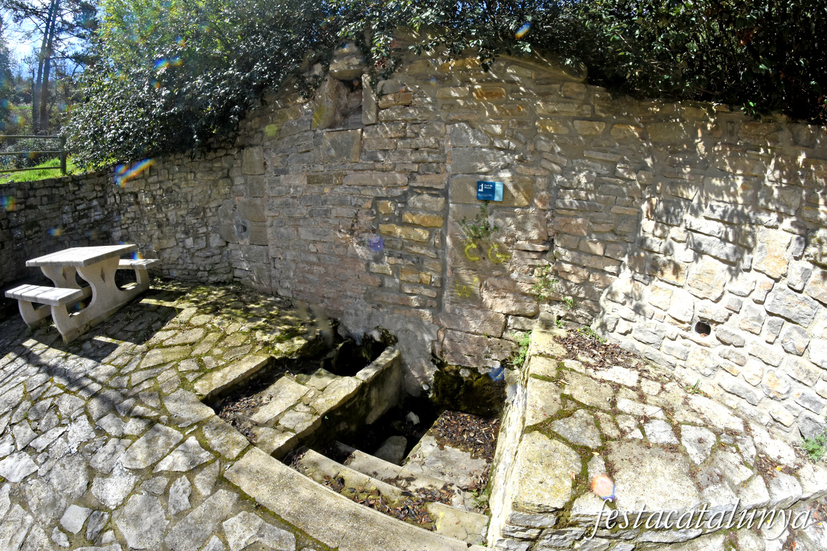 Montmaneu - La Font de Mussa 