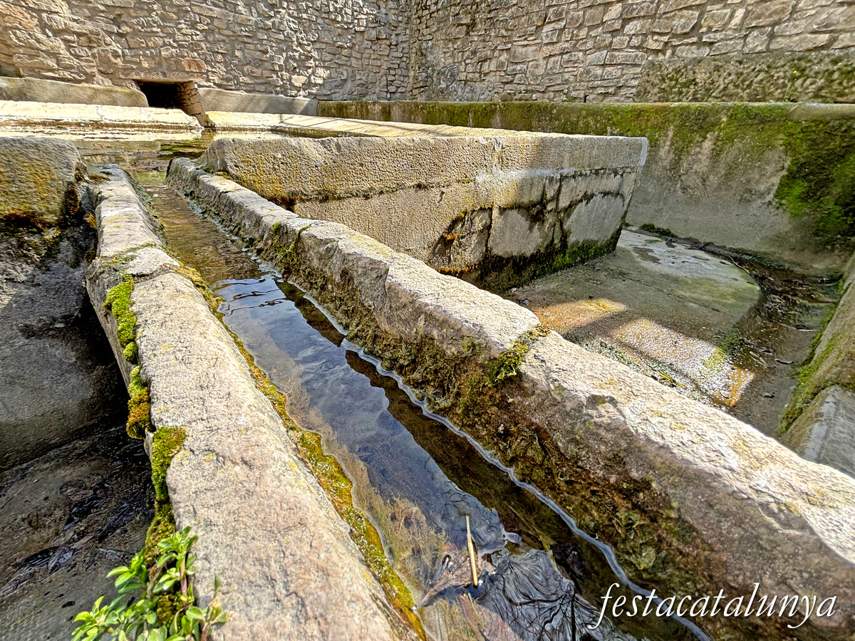Montmaneu - La Font de Mussa