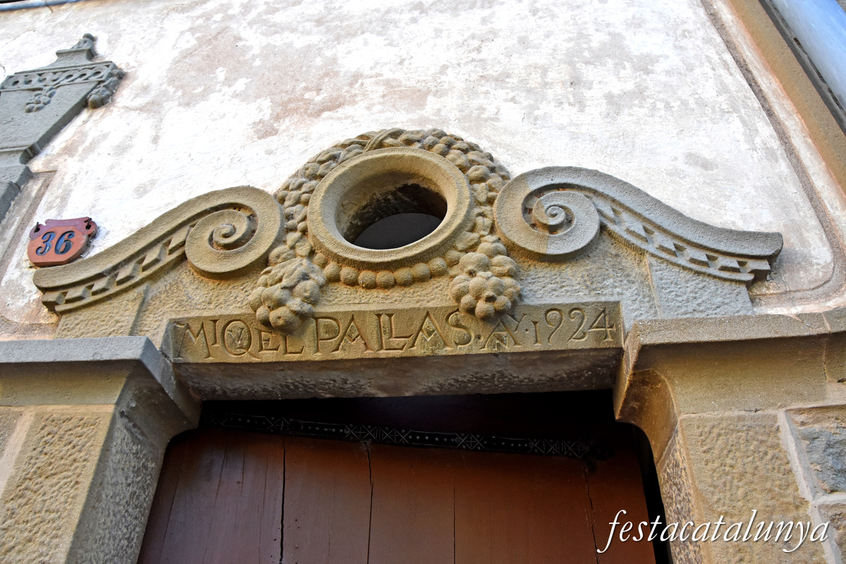 Sant Joan de Vilatorta - Can Pallàs, antiga ca la Viuda