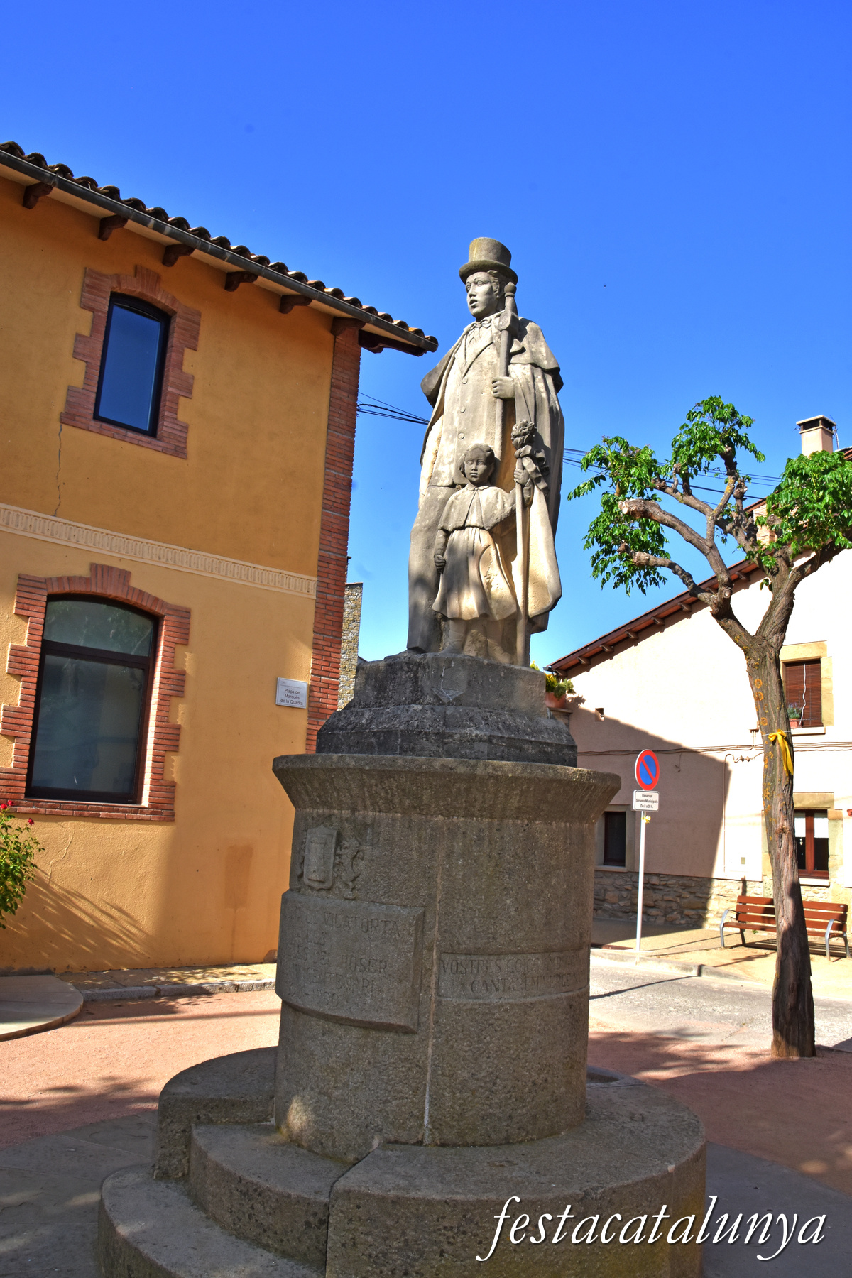 Sant Julià de Vilatorta - Monument a les Caramelles del Roser