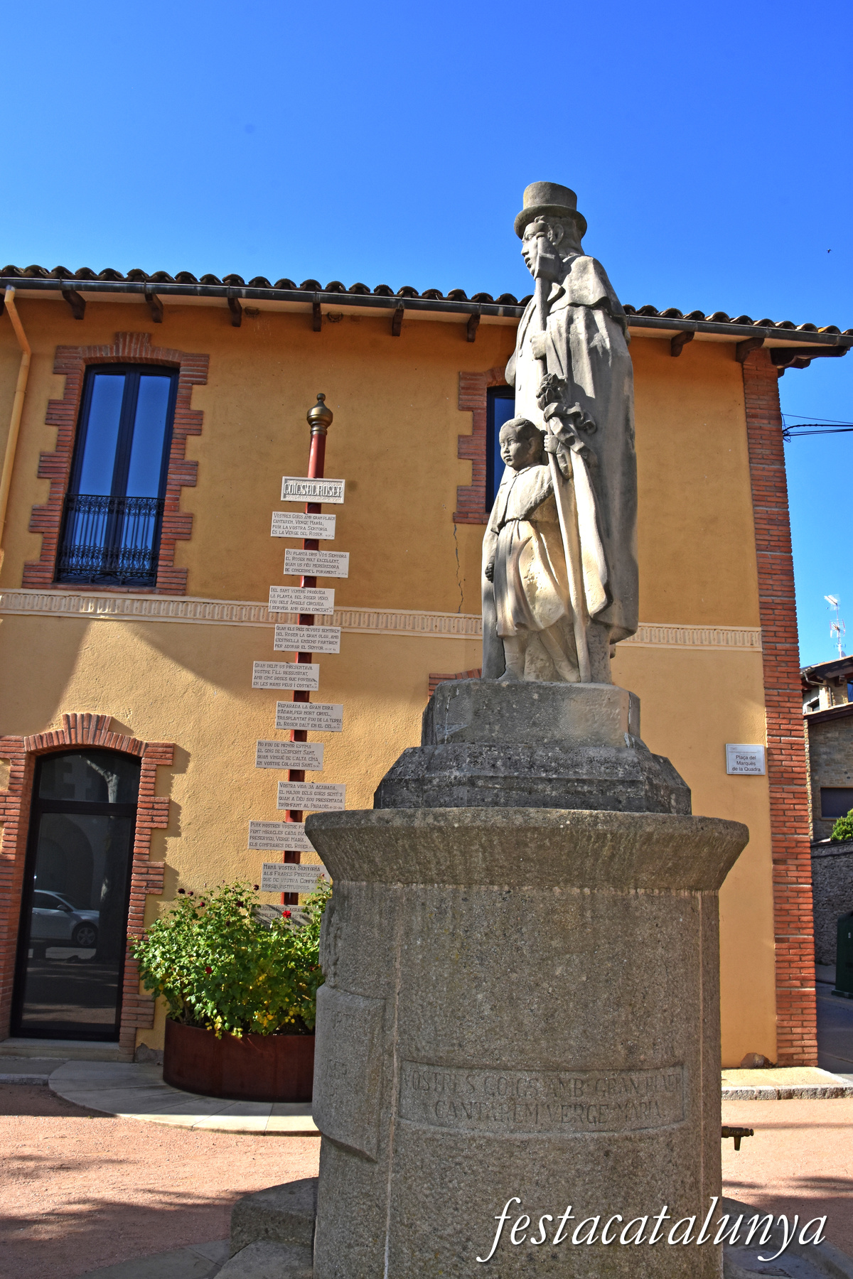 Sant Julià de Vilatorta - Monument a les Caramelles del Roser
