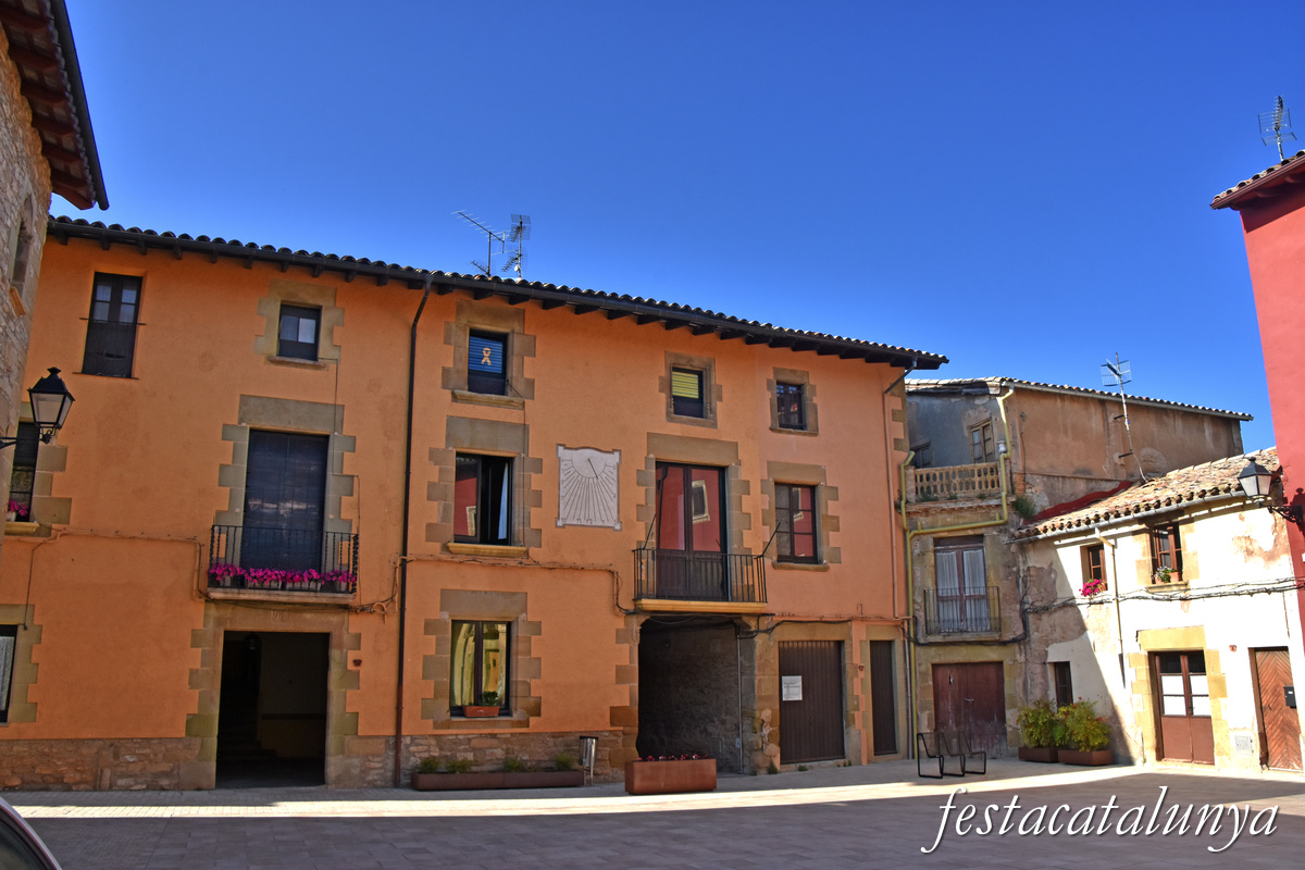 Sant Julià de Vilatorta - Plaça Major