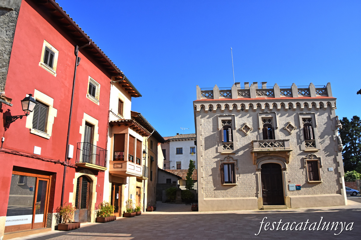 Sant Julià de Vilatorta - Ca l'Anglada o Can Rafel Buxó