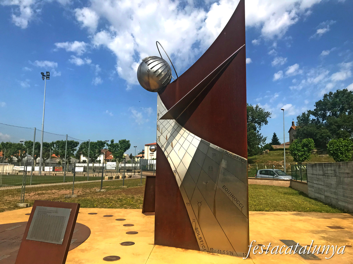 Sant Julià de Vilatorta - Rellotge de sol Àngel de la Concòrdia 