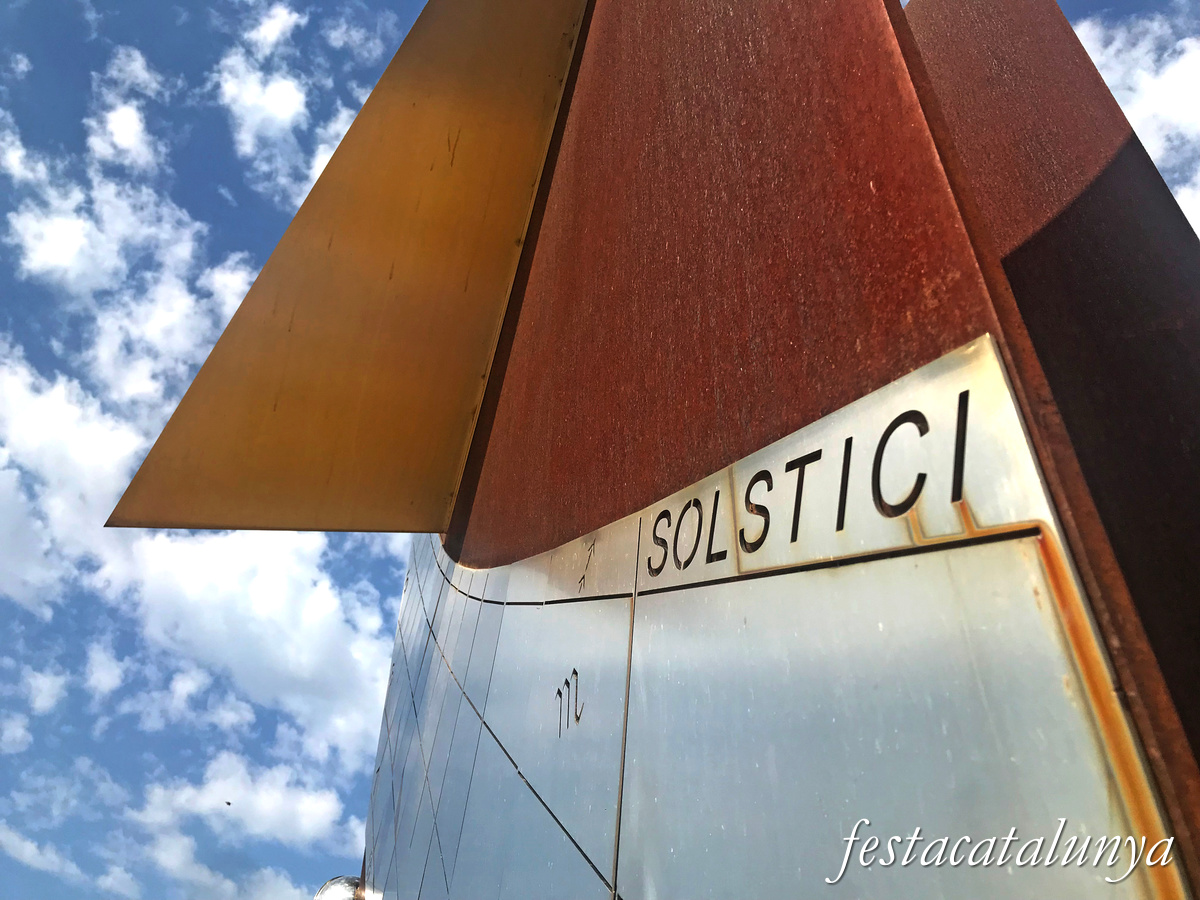 Sant Julià de Vilatorta - Rellotge de sol Àngel de la Concòrdia 