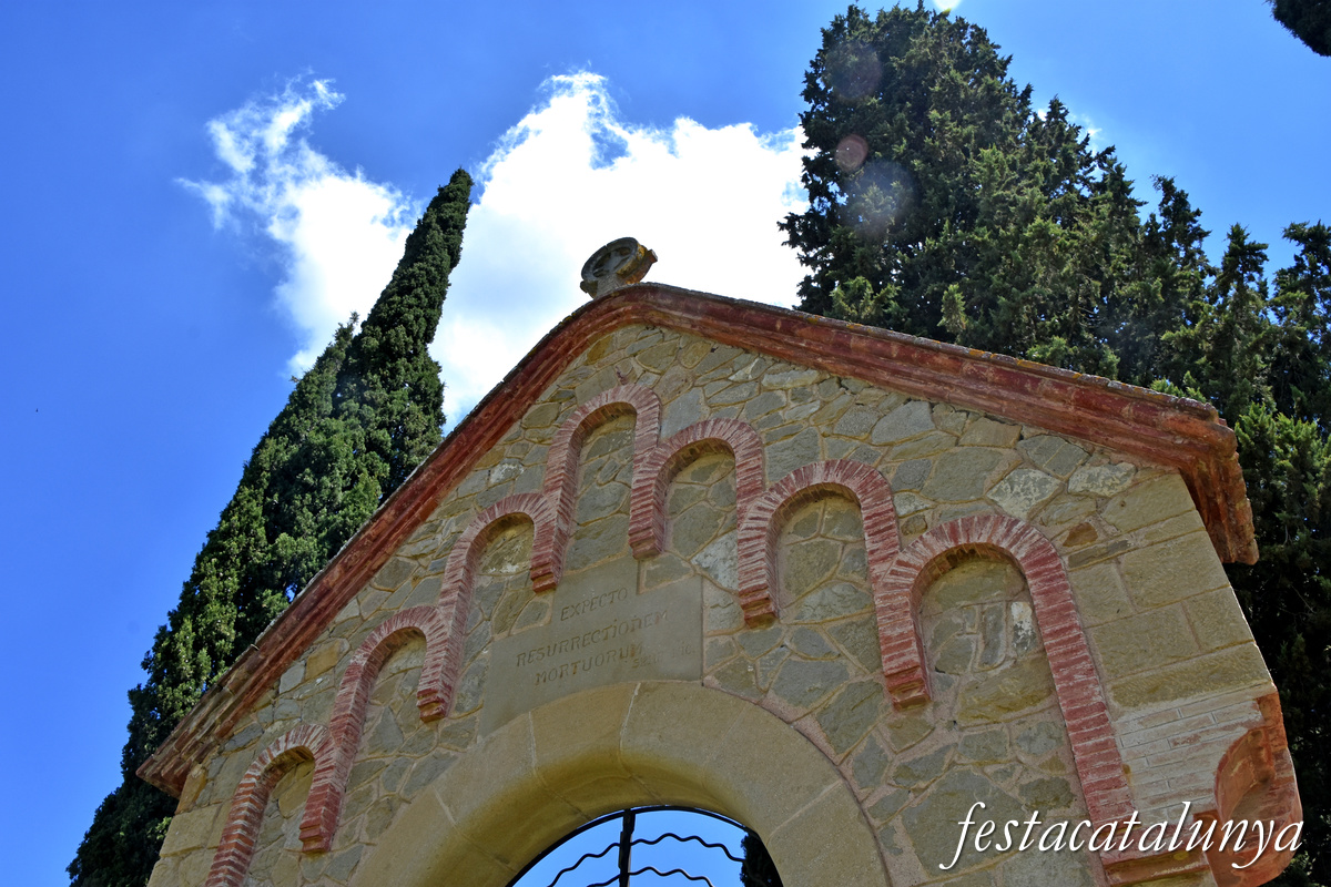 Sant Julià de Vilatorta - Cementiri de Vilalleons 