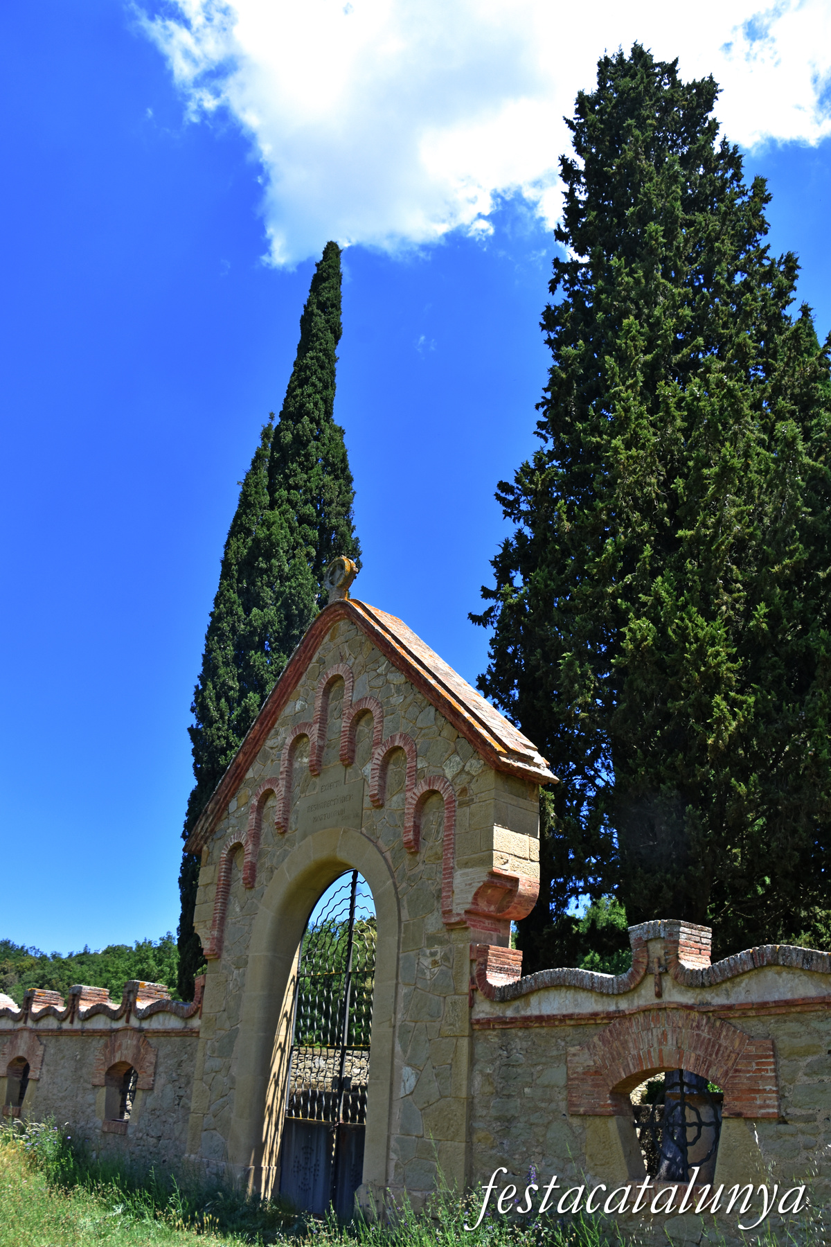 Sant Julià de Vilatorta - Cementiri de Vilalleons 
