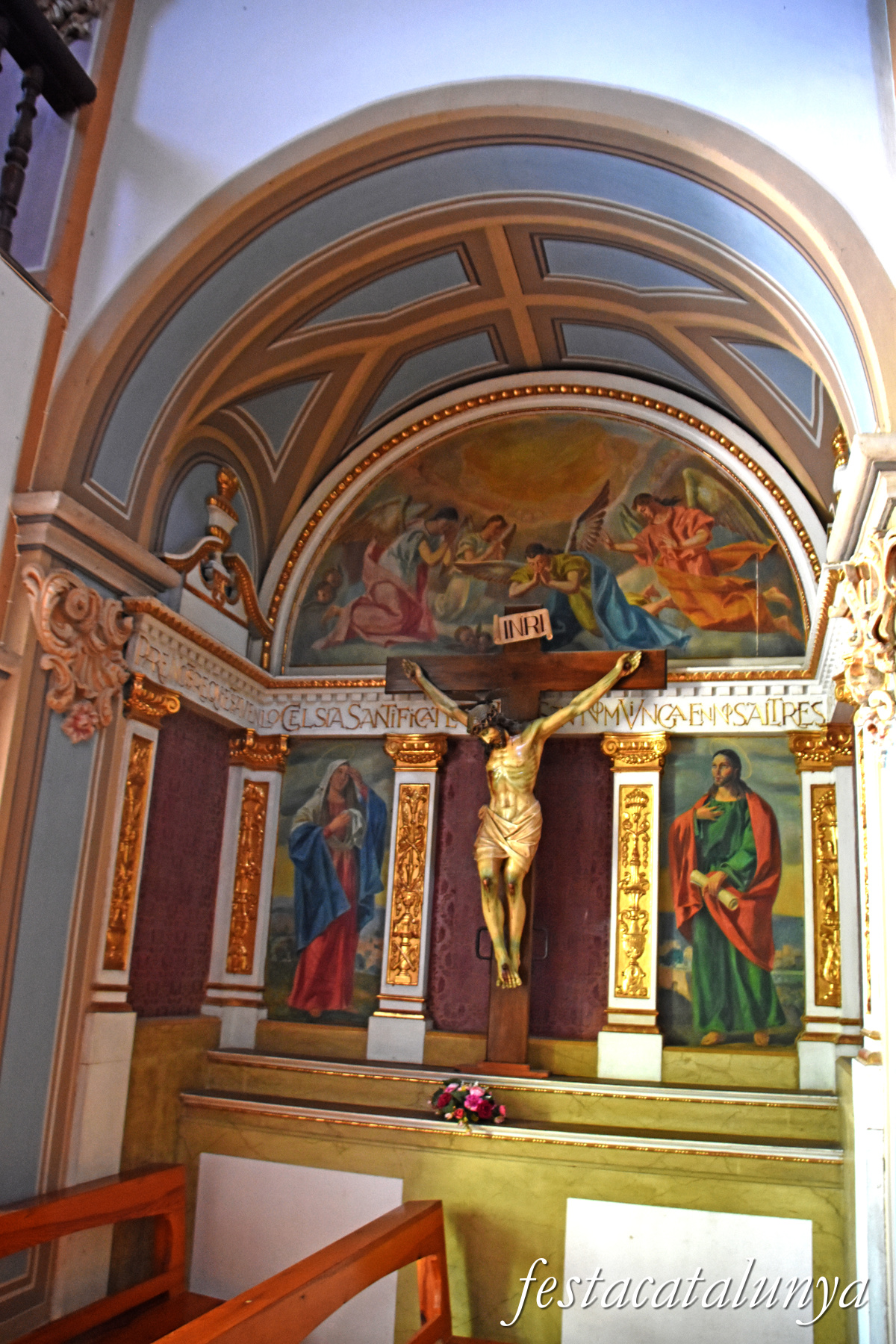 Sant Julià de Vilatorta- Santuari de Puig l'Agulla de Vilalleons - Retaule del Sant Crist