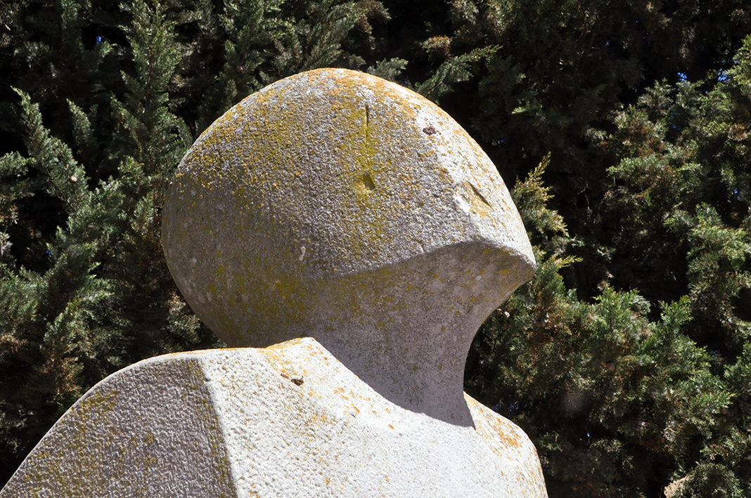 Monument al President Companys al Tarròs