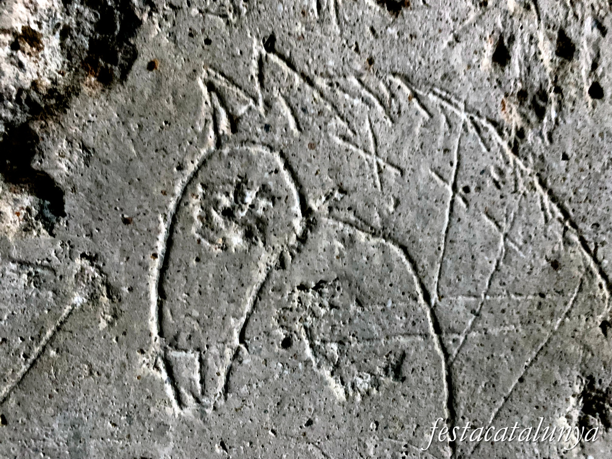 Castellfollit de Riubregós - Grafits del castell de Castellfollit 