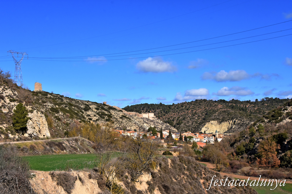 Castellfollit de Riubregós - Recinte emmurallat del castell de Castellfollit