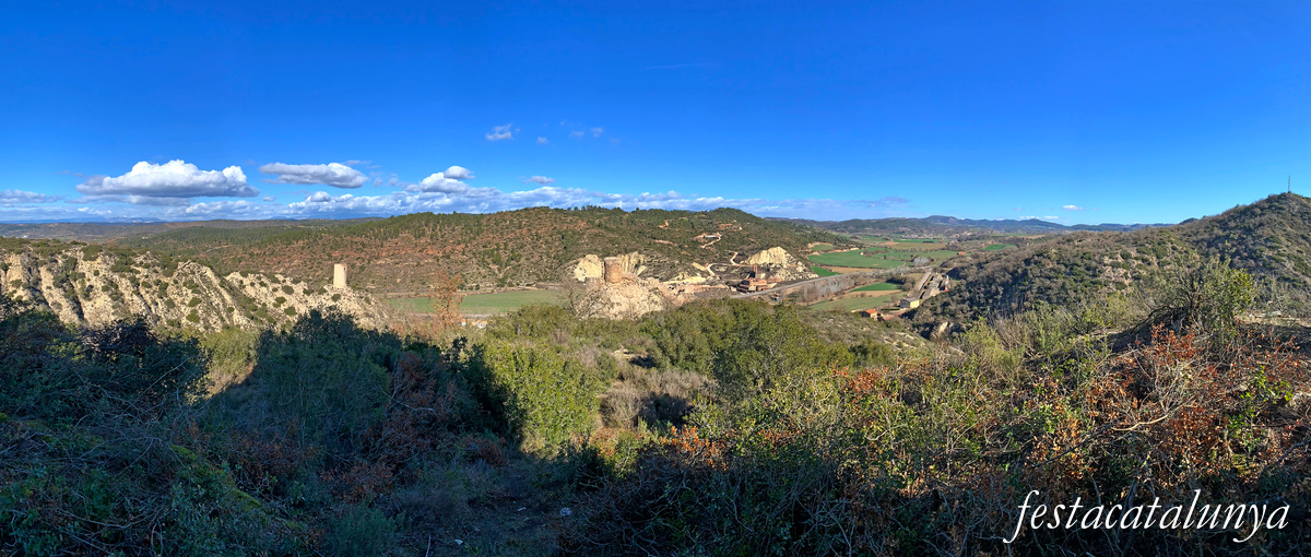 Castellfollit de Riubregós - Recinte emmurallat del castell de Castellfollit