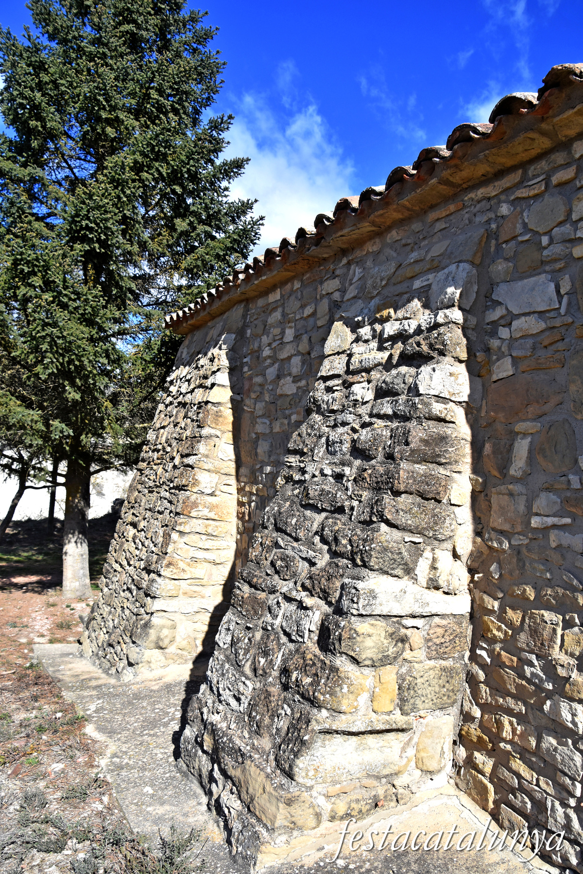 Castellfollit de Riubregós - Ermita dels Sants Metges de Marçà