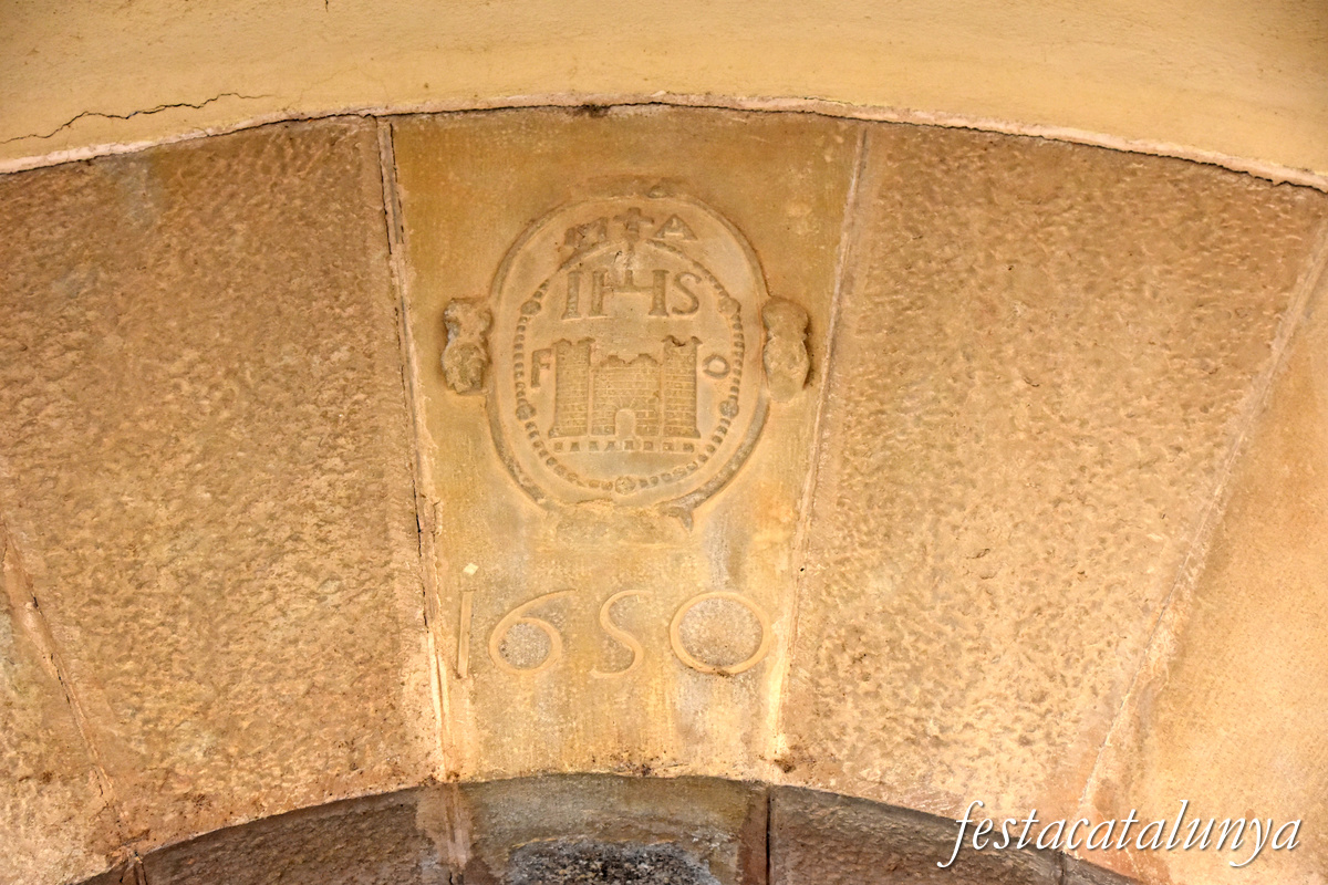 Castellfollit de Riubregós - Església parroquial de la Mare de Déu del Roser