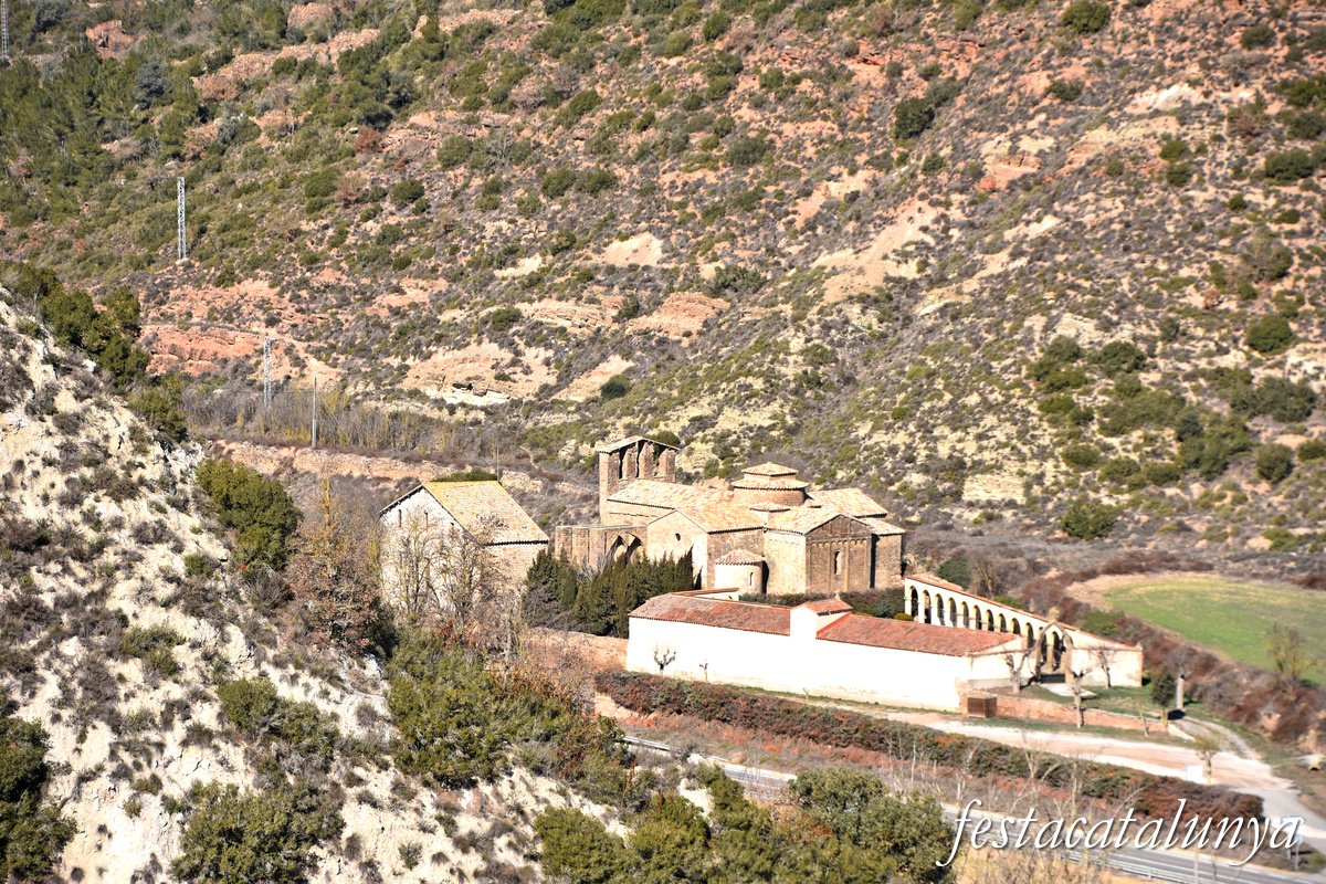 Castellfollit de Riubregós - Priorat de Santa Maria 