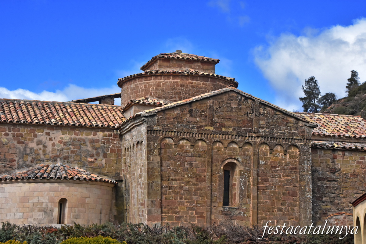 Castellfollit de Riubregós - Priorat de Santa Maria