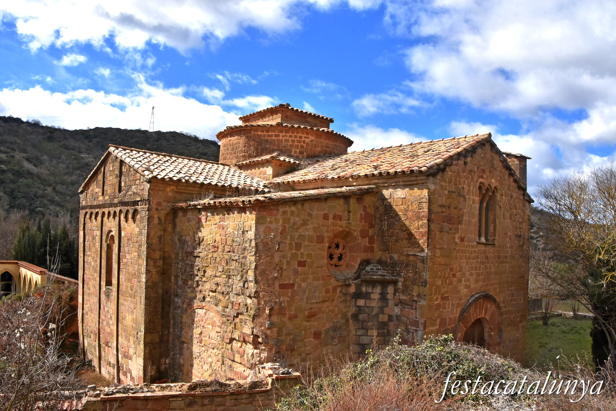 Castellfollit de Riubregós - Priorat de Santa Maria 