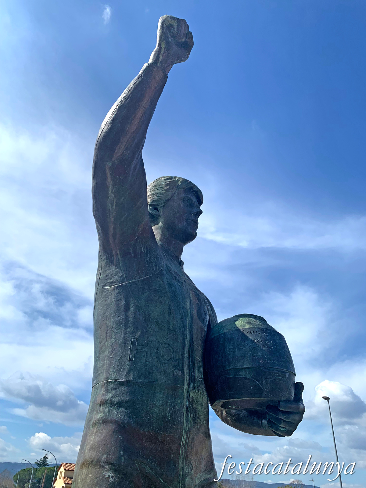 Seva - Monument a Àlex Crivillé