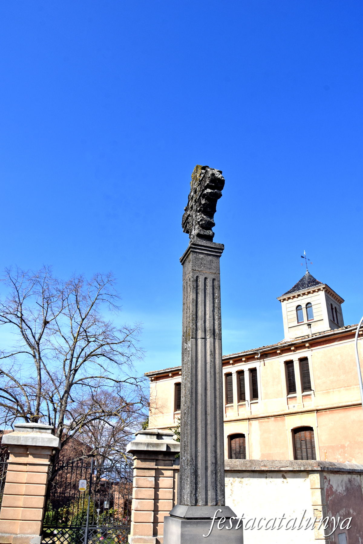 Seva - Creu de terme