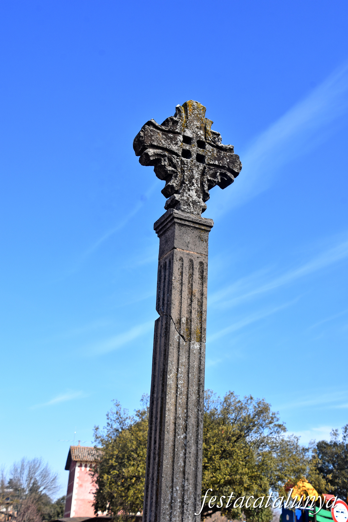 Seva - Creu de terme