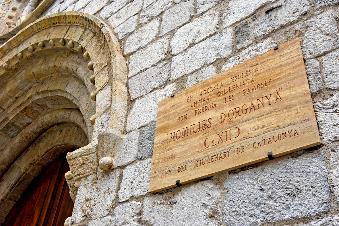 Col·legiata de Santa Maria i les homilies d'Organyà ***