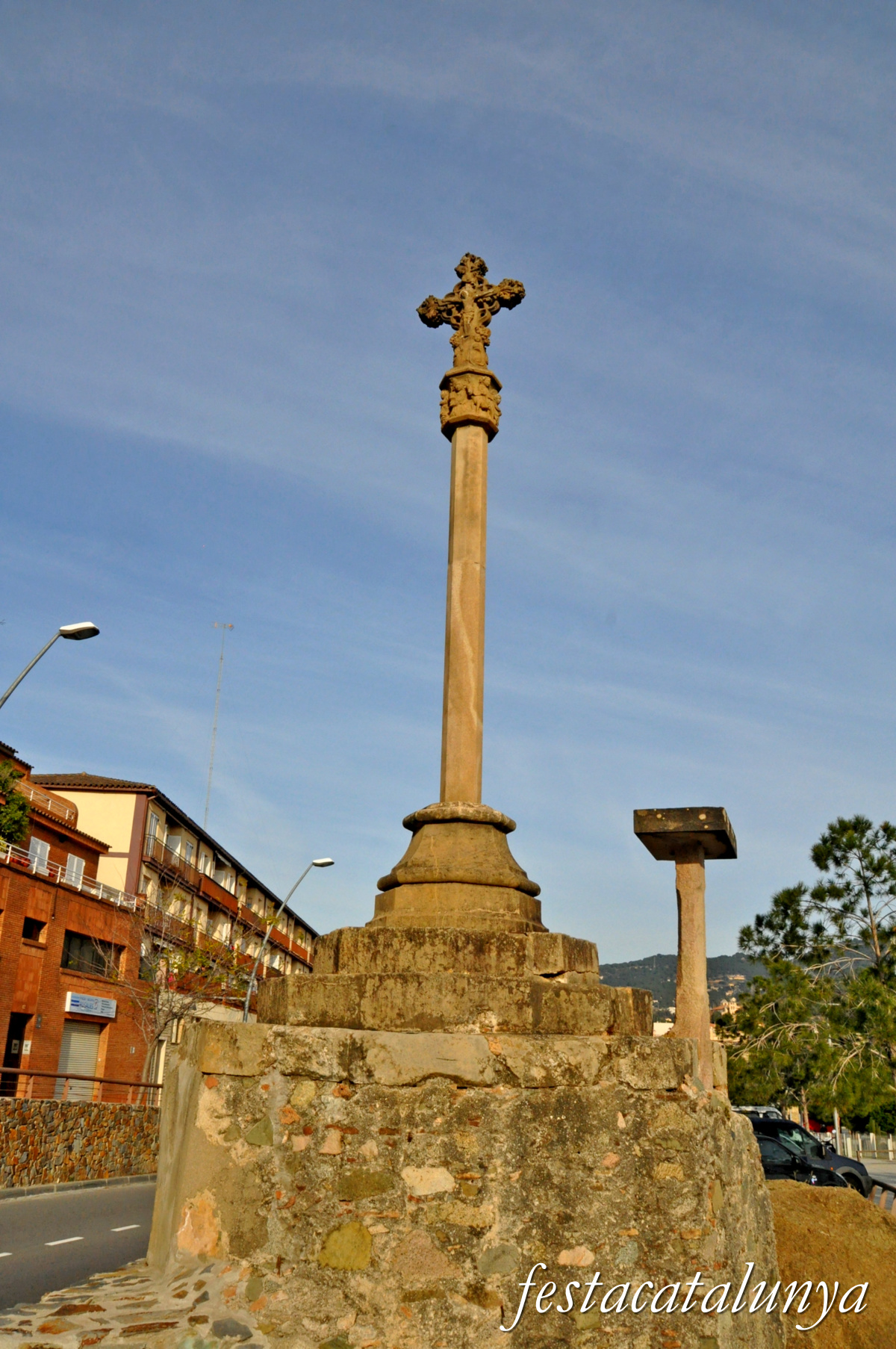 Teià - Creu de terme de can Llaurador 