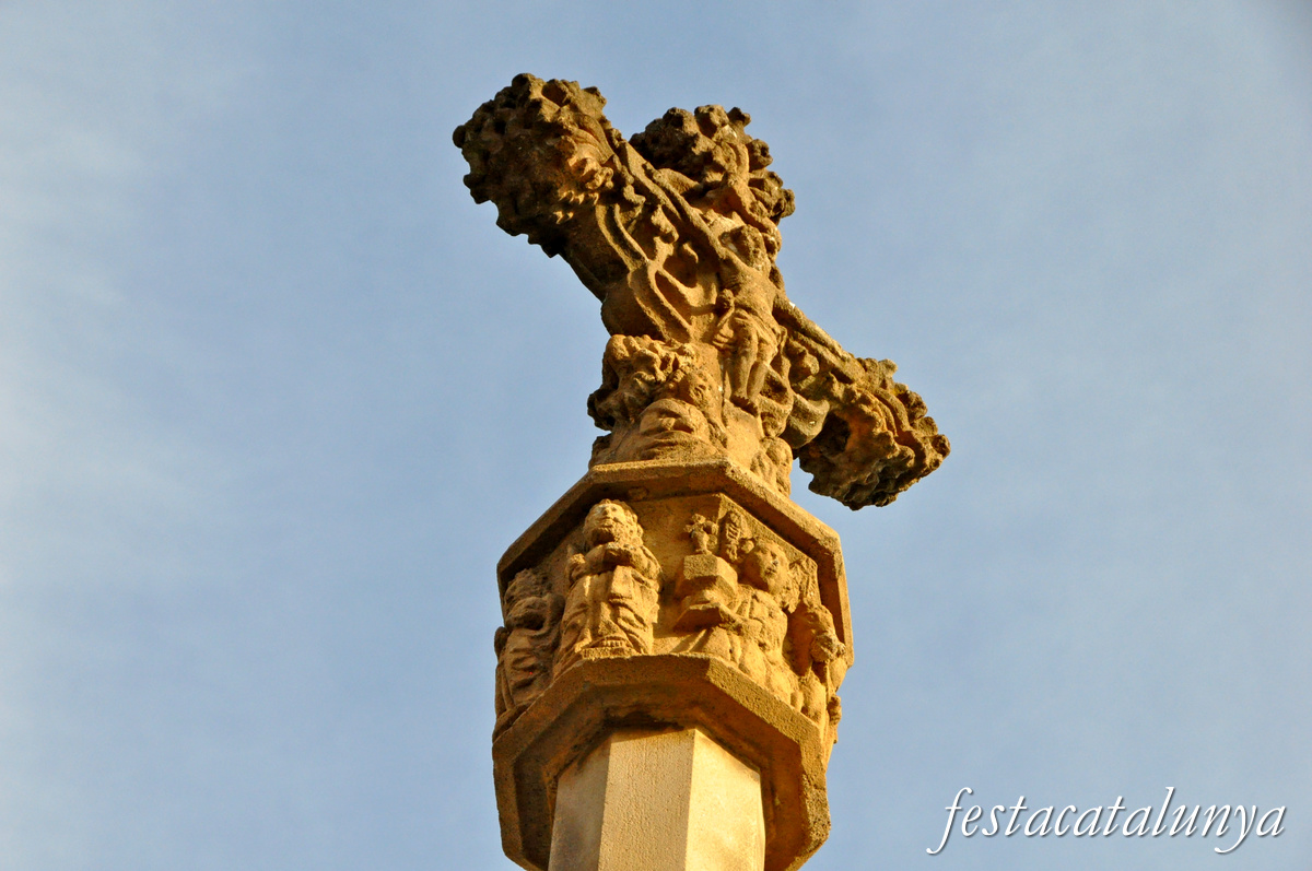 Teià - Creu de terme de can Llaurador