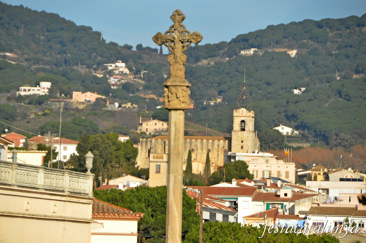 Teià - Creu de terme de can Llaurador 