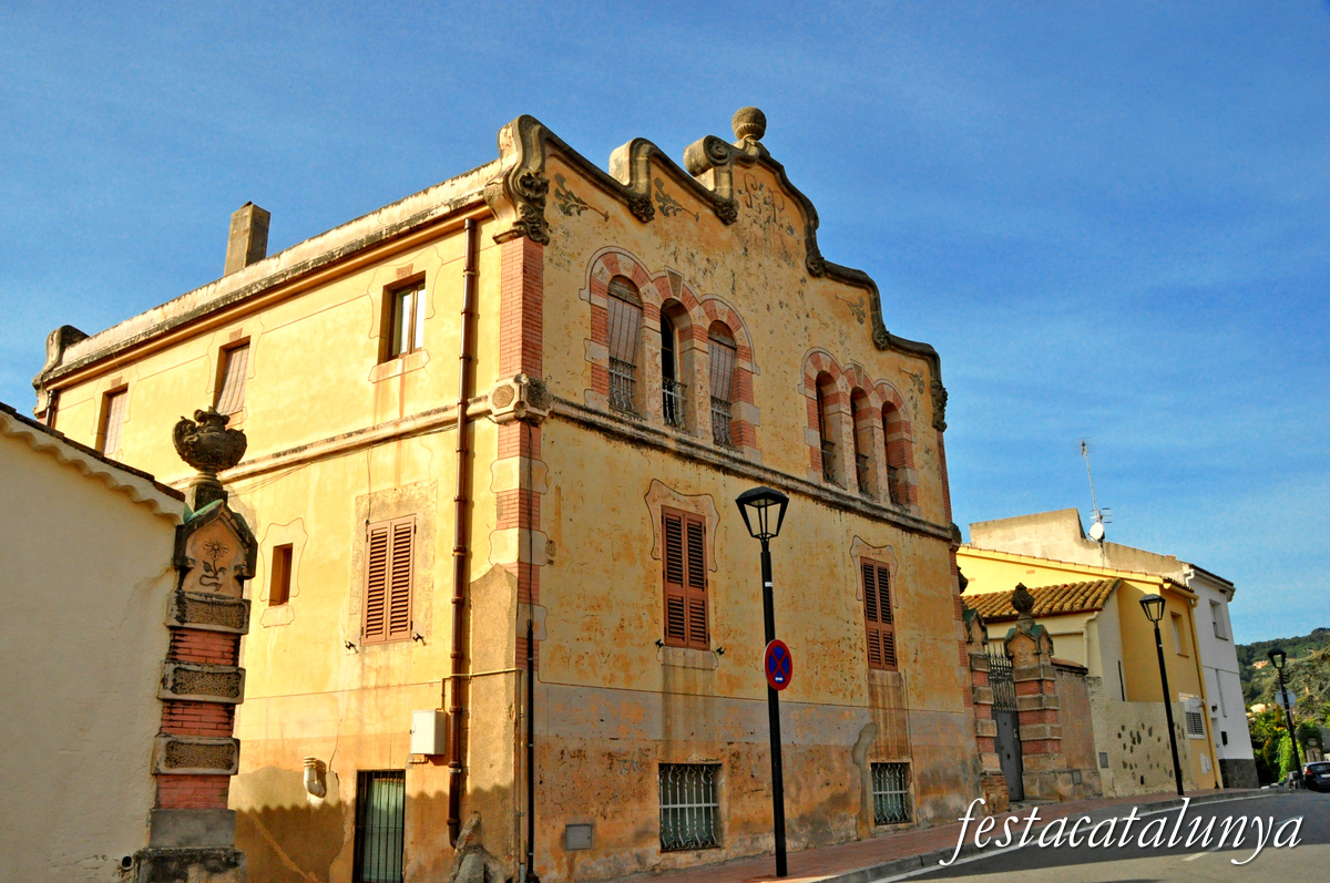 Teià - Ca l'Estartús 