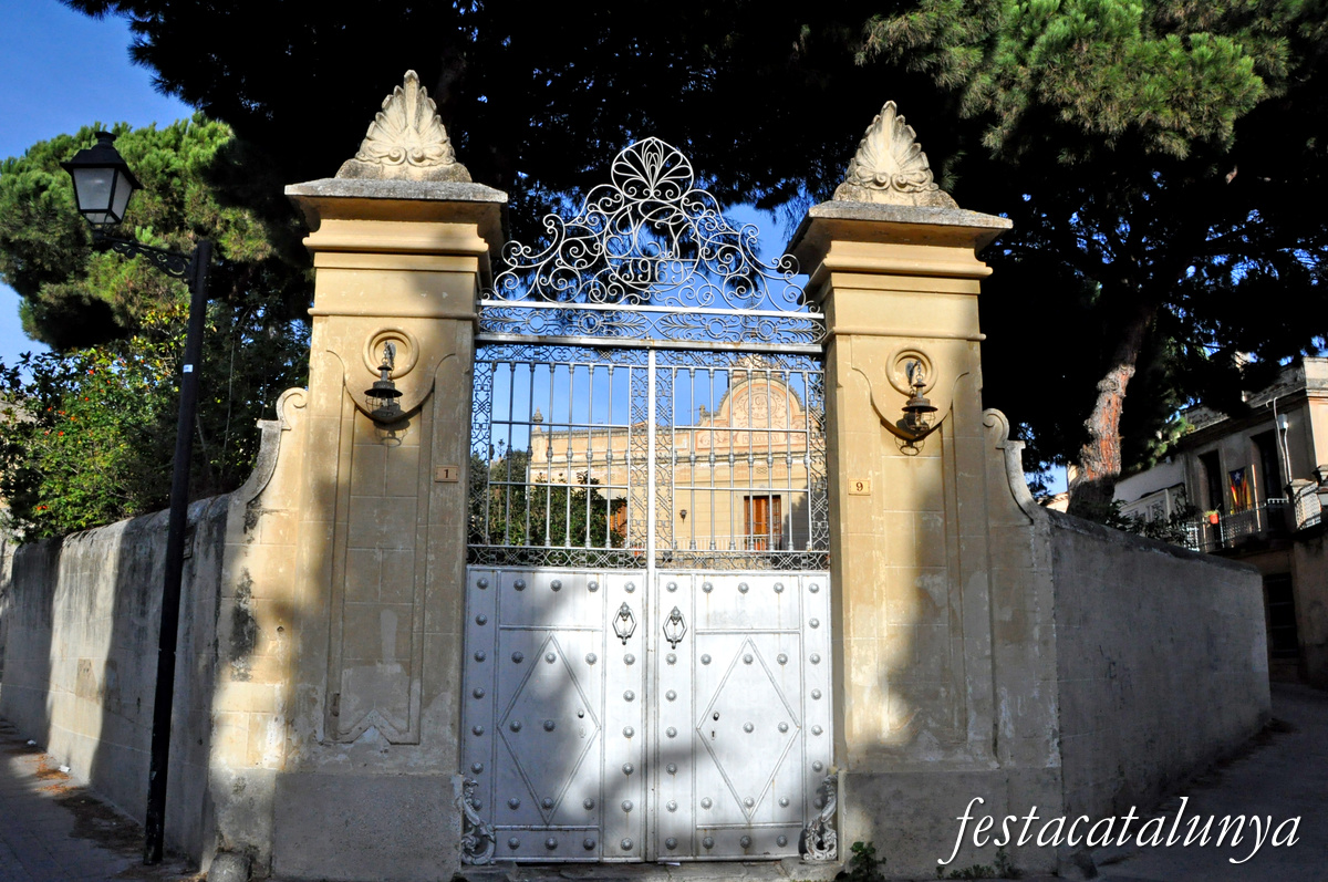 Teià - Casa Víctor Català 