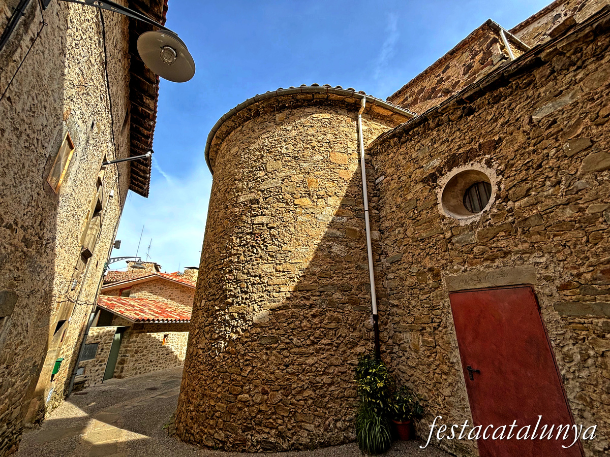 Les Preses - Església parroquial de Sant Pere