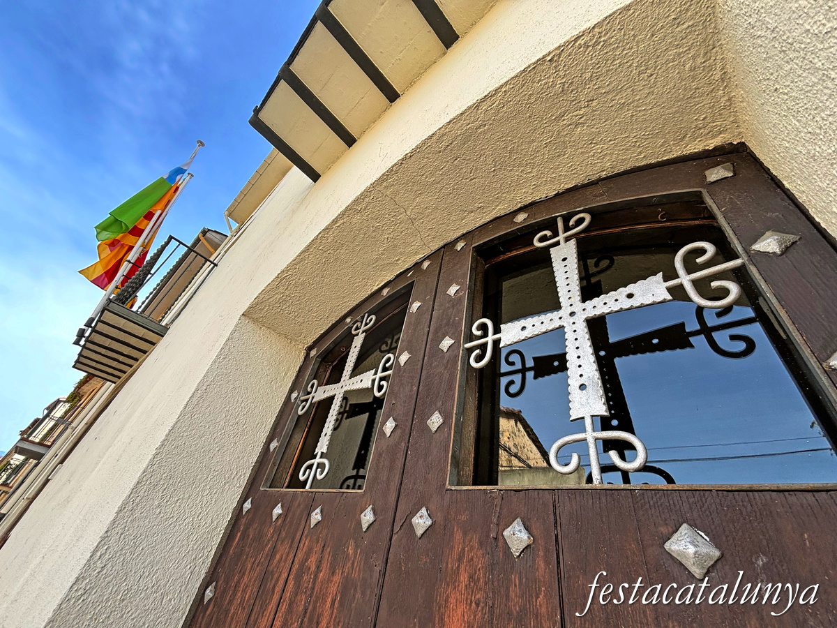 Les Preses - Ajuntament, antic Convent Carmelites