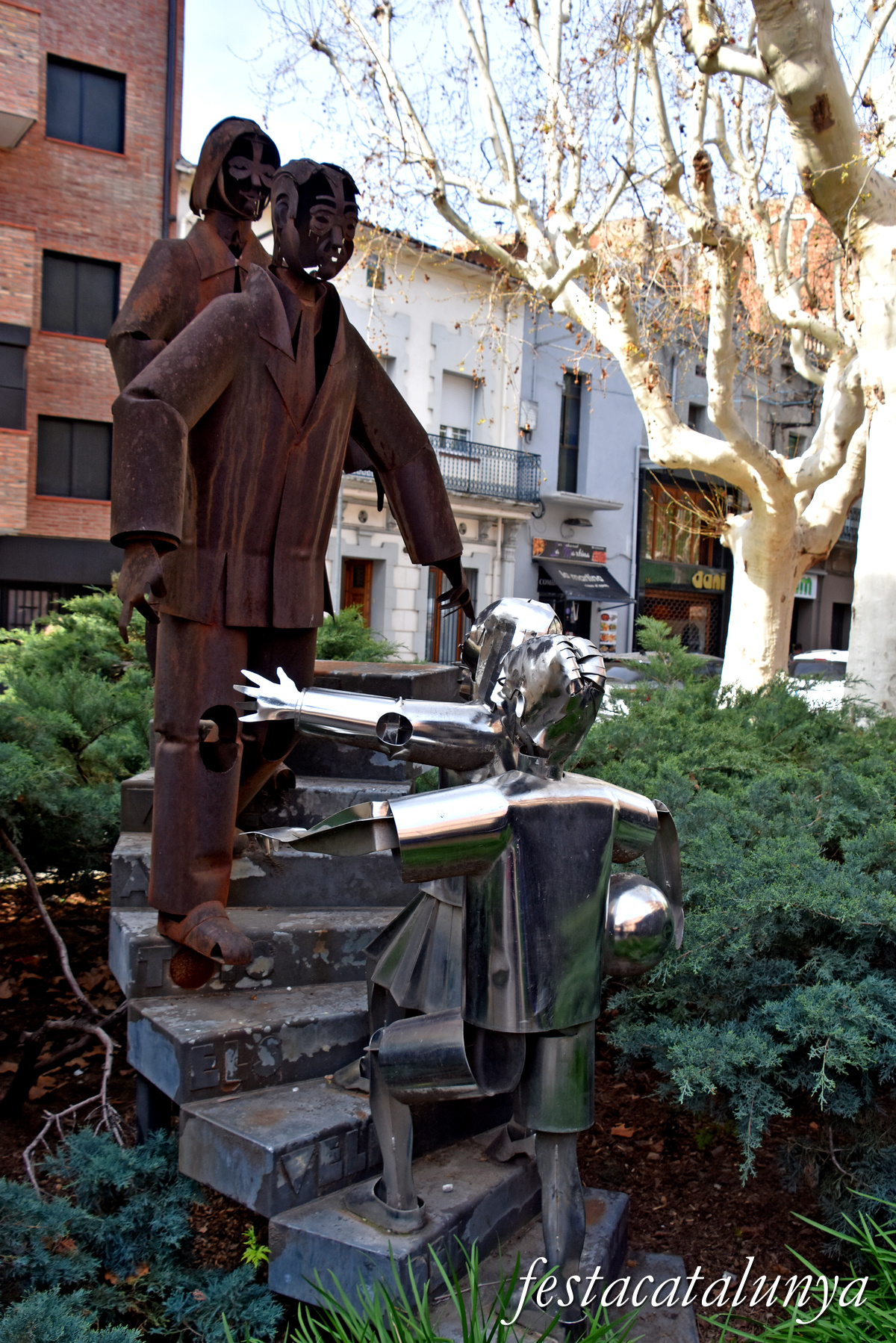 Mollet del Vallès - Homenatge a tots els vells del món 