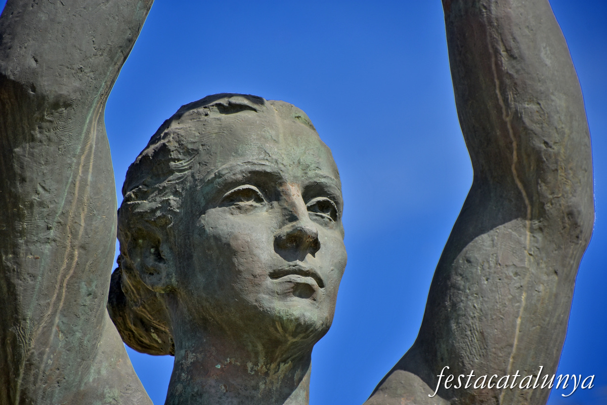 Mollet del Vallès - Monument a Lluís Companys i a tots els immolats per les llibertats de Catalunya