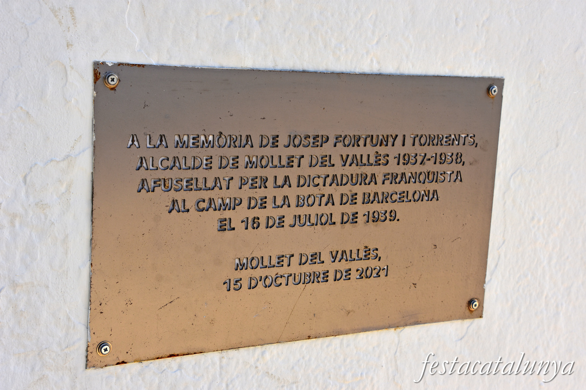 Mollet del Vallès - Monument a Lluís Companys i a tots els immolats per les llibertats de Catalunya