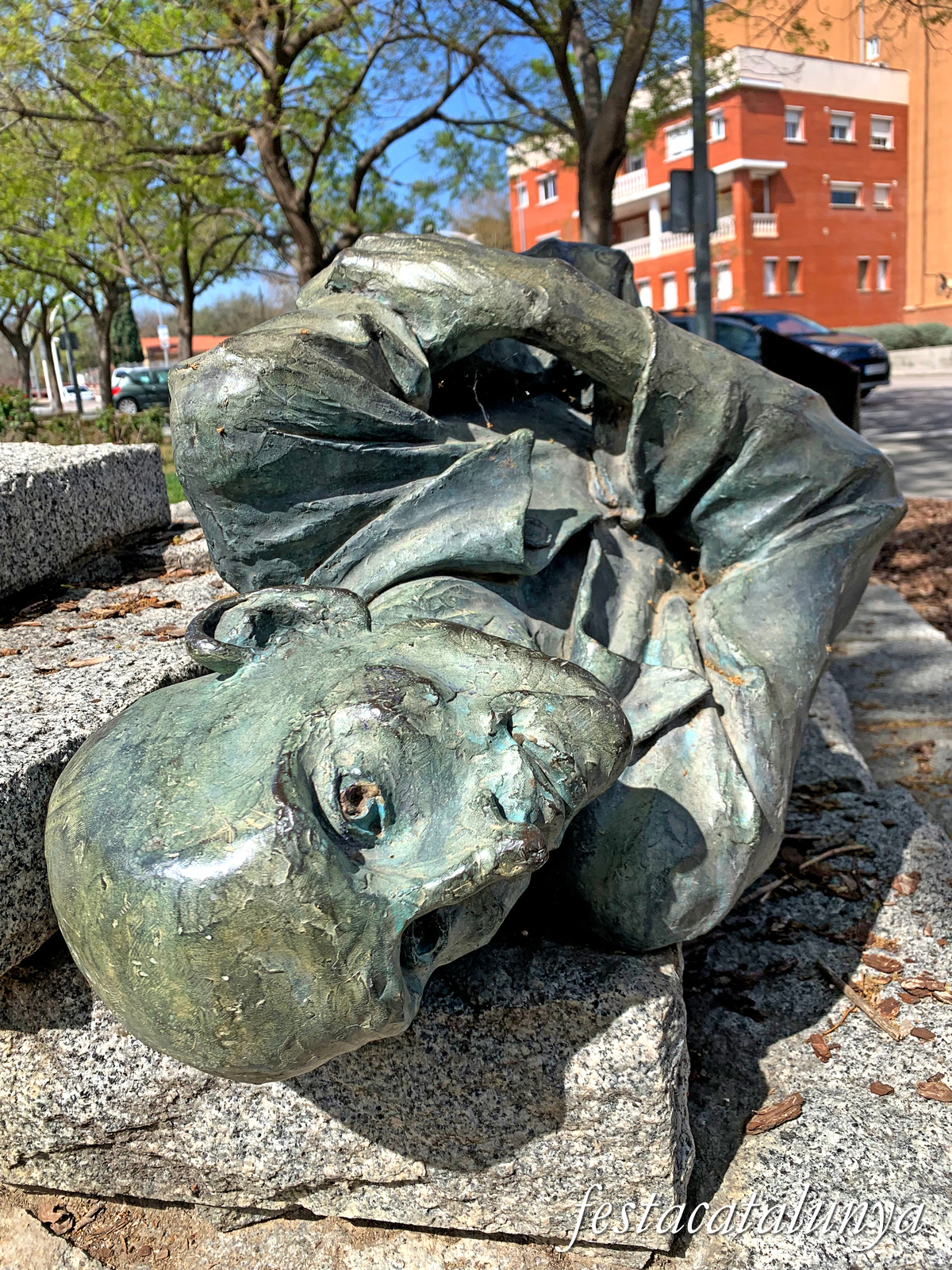 Mollet del Vallès - Record a les persones de Mollet assessinades als camps de concentració nazis 