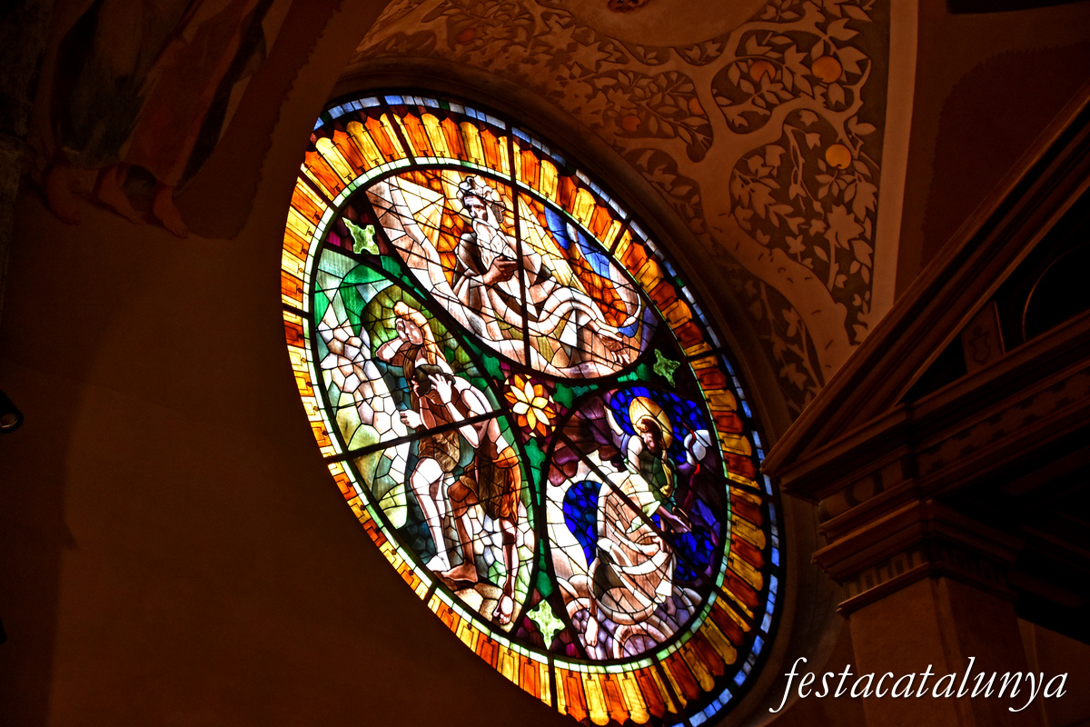 Mollet del Vallès - Església parroquial de Sant Vicenç - Vitralls 