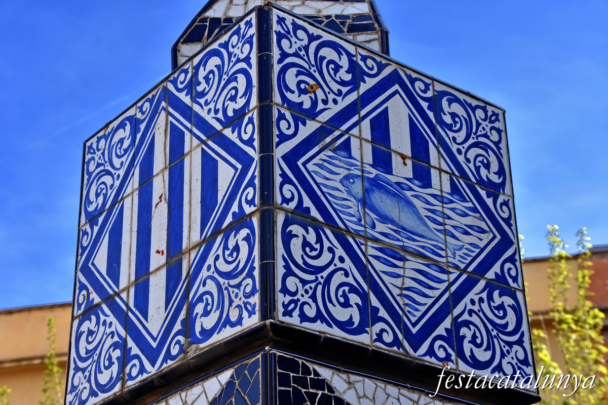 Mollet del Vallès - Plaça de Prat de la Riba - Font Modernista 