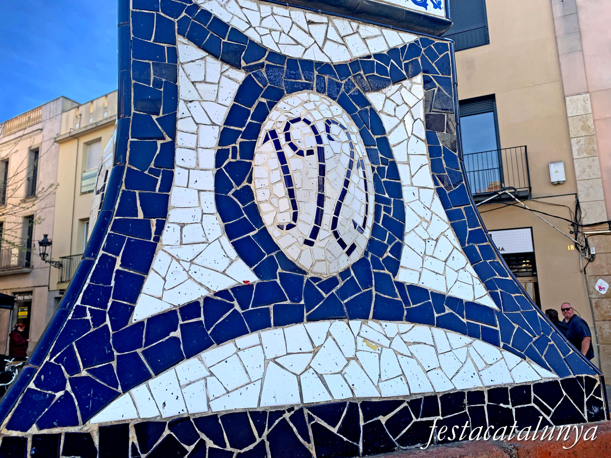 Mollet del Vallès - Plaça de Prat de la Riba - Font Modernista 