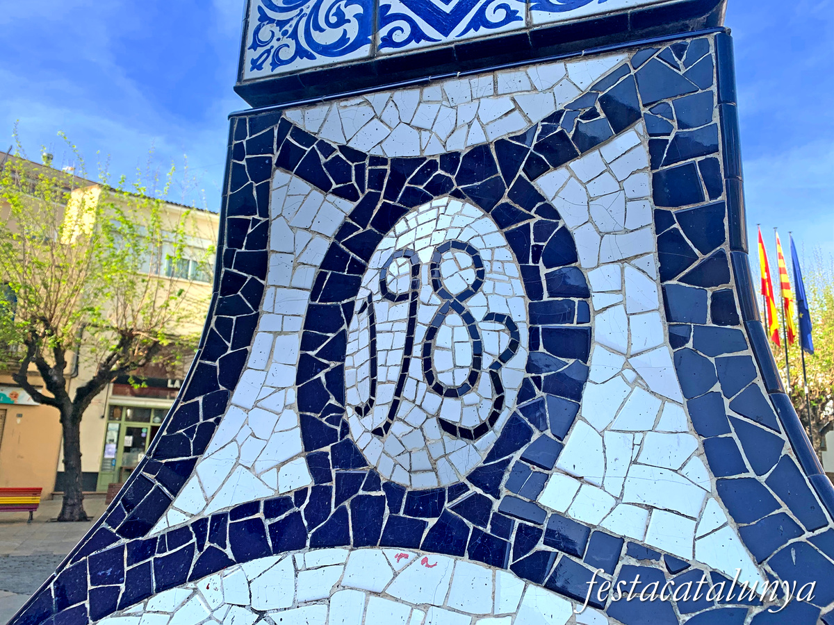 Mollet del Vallès - Plaça de Prat de la Riba - Font Modernista 